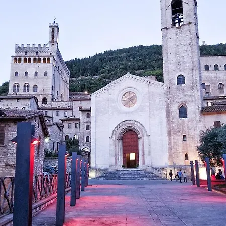 Casa Armanni - La Tua Casa Di Pietra Apartment Gubbio Exterior photo