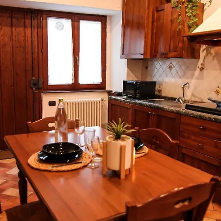 Casa Armanni - La Tua Casa Di Pietra Apartment Gubbio Exterior photo